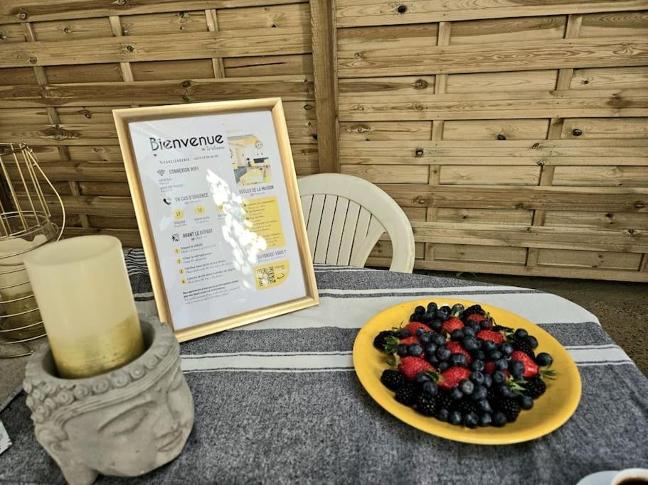 La Patio - Coeur De Ville - Clim Nîmes Eksteriør billede