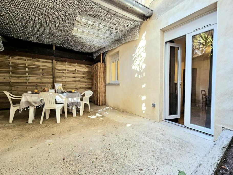 La Patio - Coeur De Ville - Clim Nîmes Eksteriør billede